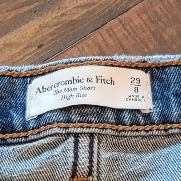 Abercrombie & Fitch The Mom Short High Rise Button Fly Jean Shorts | Size 29 - Picture 4 of 7